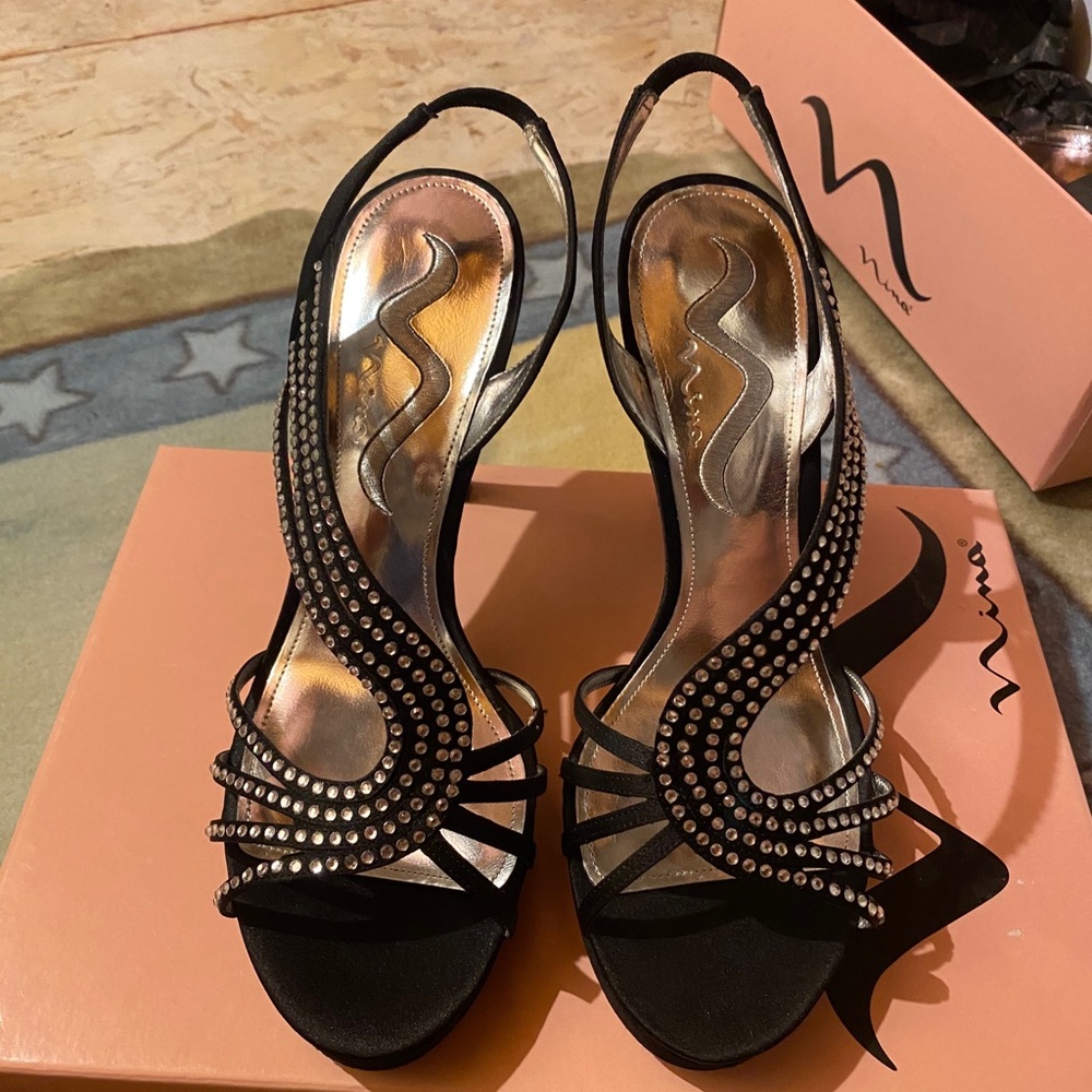 Dreas heels